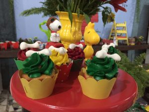 cupcakes snoopy by Gabby